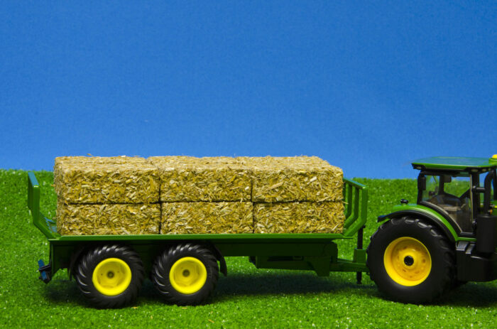 Kids Globe Set of 4 Square Straw Bales - Image 2