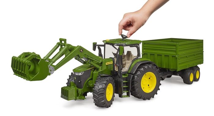 BRUDER John Deere 7R 350 with frontloader and tand